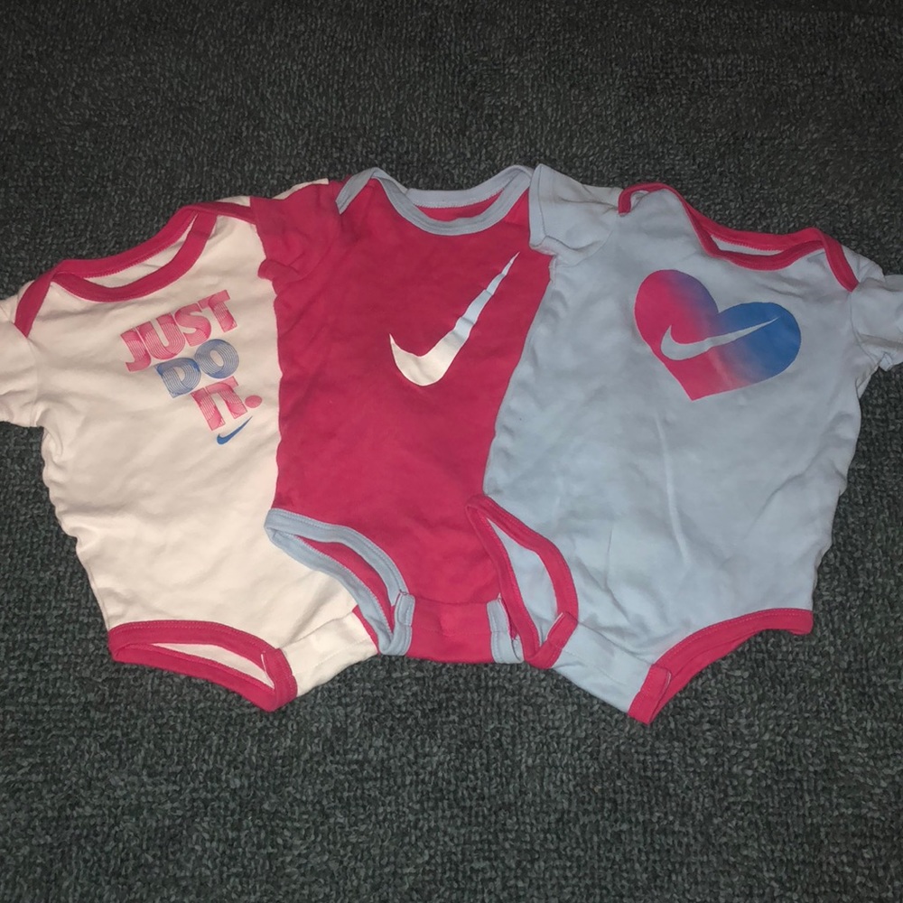 Nike Onsies - Set of 3
